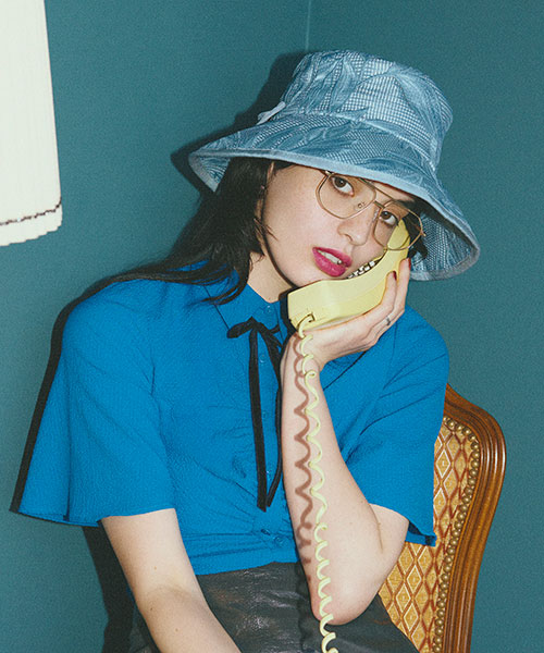 LIGHT BLUE
